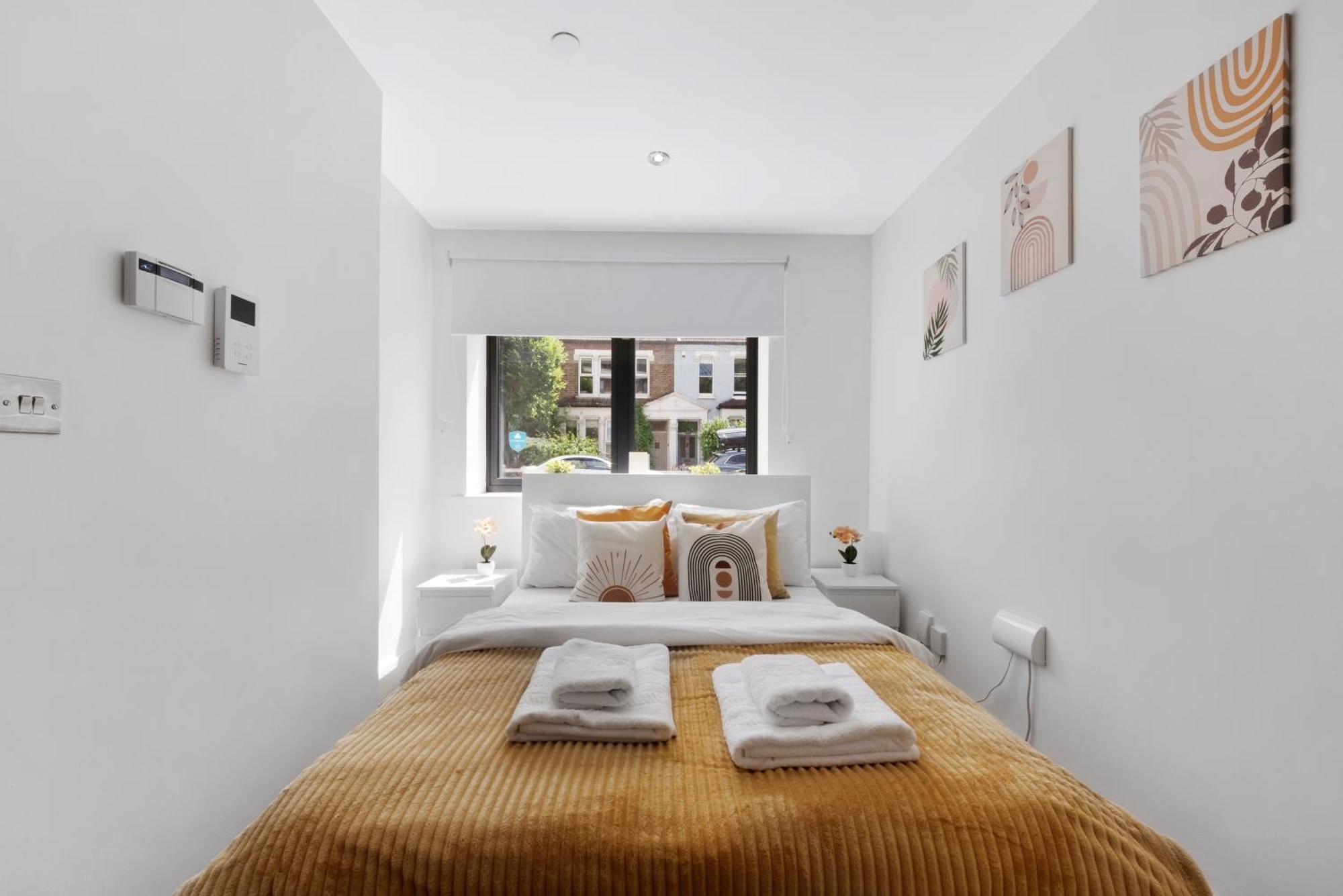 Manor House Studios By Morethanstays London Exterior photo
